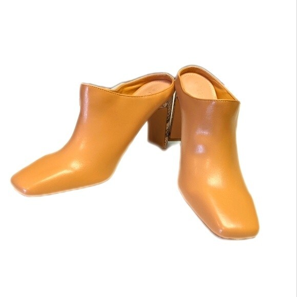 Coutgo fawn beige/caramel slip in booties with snakeskin print heel size 9 - Picture 1 of 6